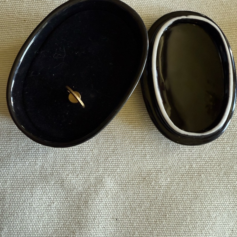 Franklin Mint Black and Gold Decorative Box Set - Picture 7 of 8